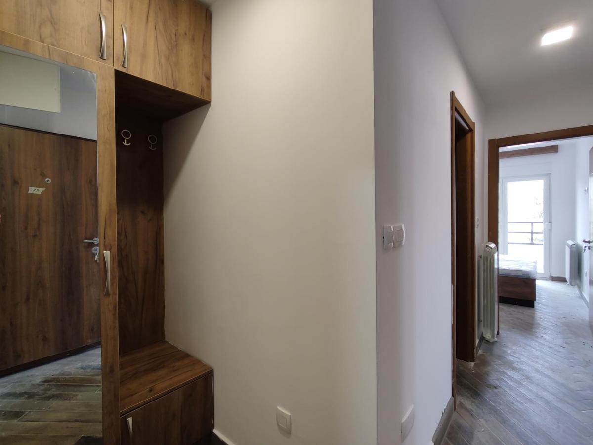 Apartments & Restaurant PirlitorŽabljak エクステリア 写真